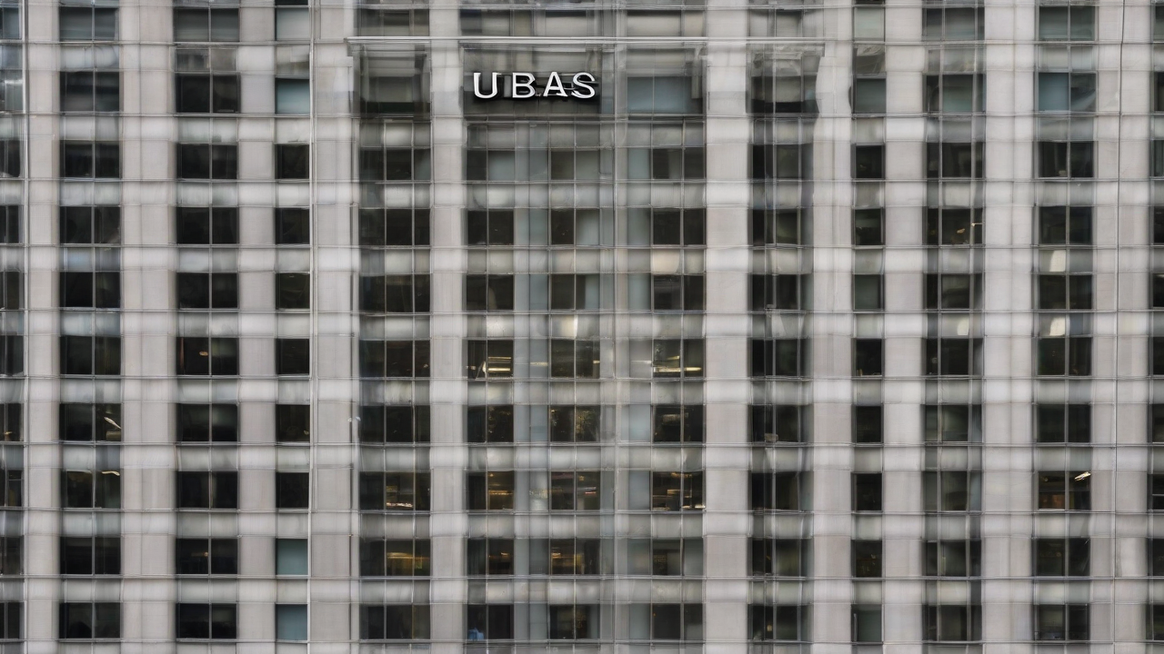 Swiss Government Sets UBS Capital Requirements